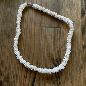 Vintage y2k puka shell Necklace
